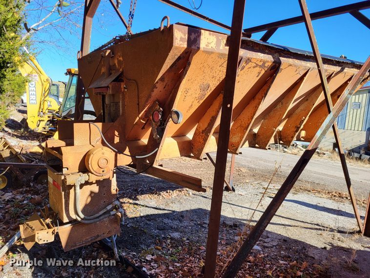 image for item DO3494 Swenson  spreader