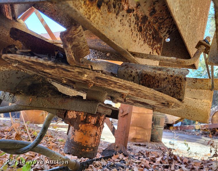 image for item DO3494 Swenson  spreader