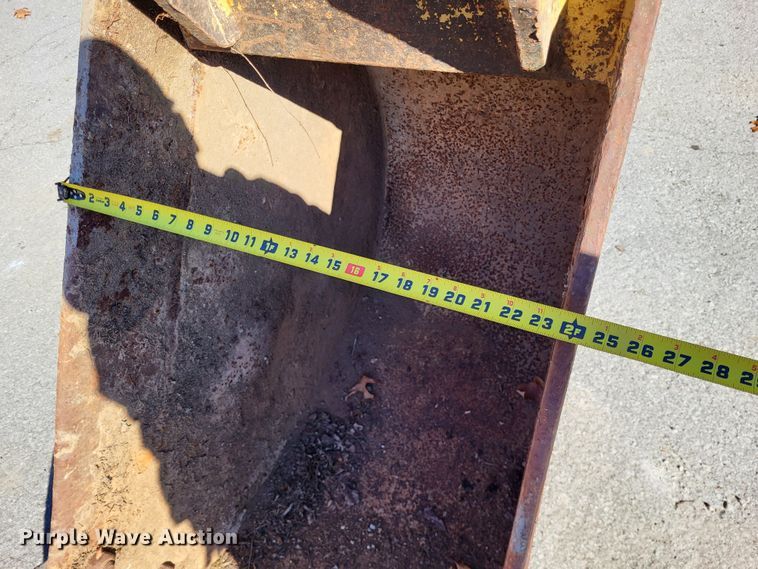 image for item DO3495 24"W excavator bucket