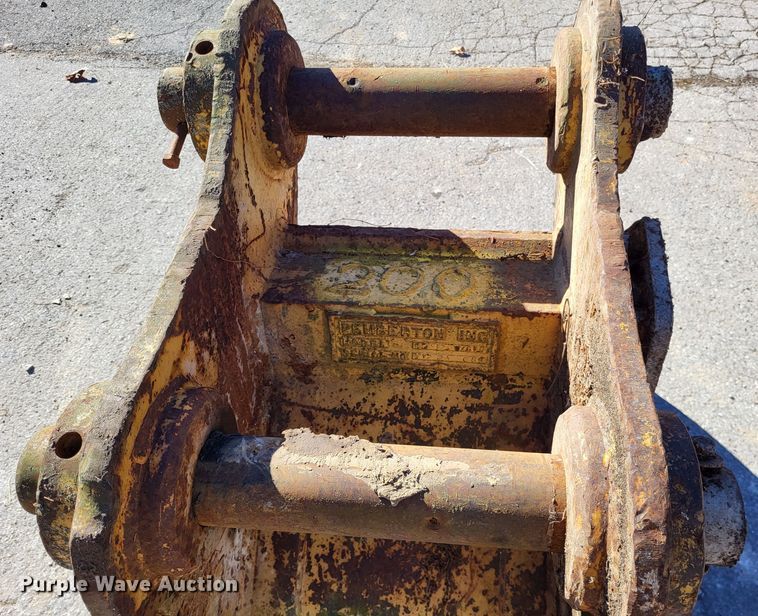 image for item DO3495 24"W excavator bucket