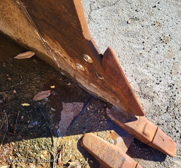 image for item DO3497 Gannon  35"W excavator bucket