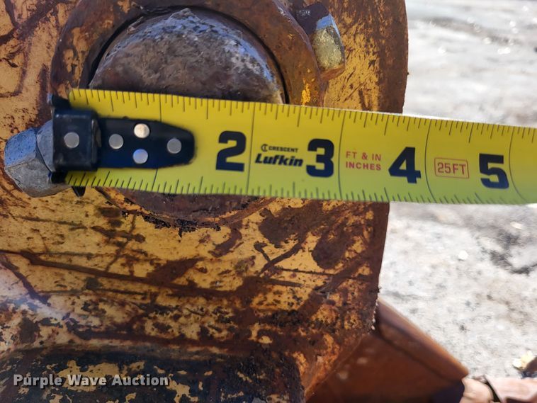 image for item DO3498 Esco 35C RTS  excavator bucket