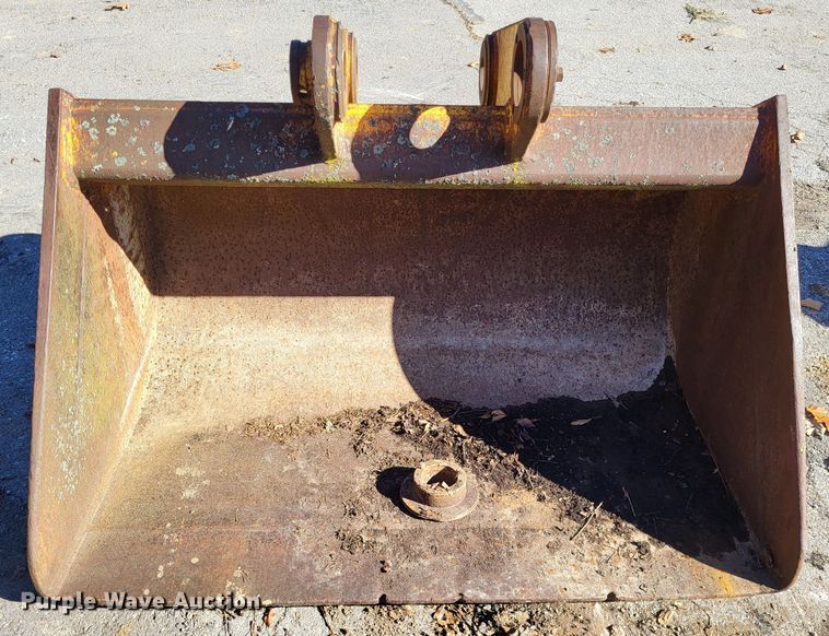 image for item DO3499 Gannon SJ17A97N60N  excavator bucket