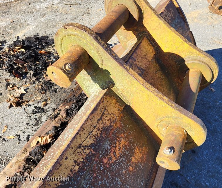 image for item DO3500 60"W excavator bucket