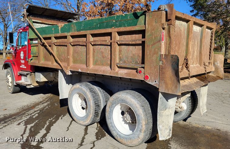 image for item DO3508 2000 Freightliner FL80  dump truck