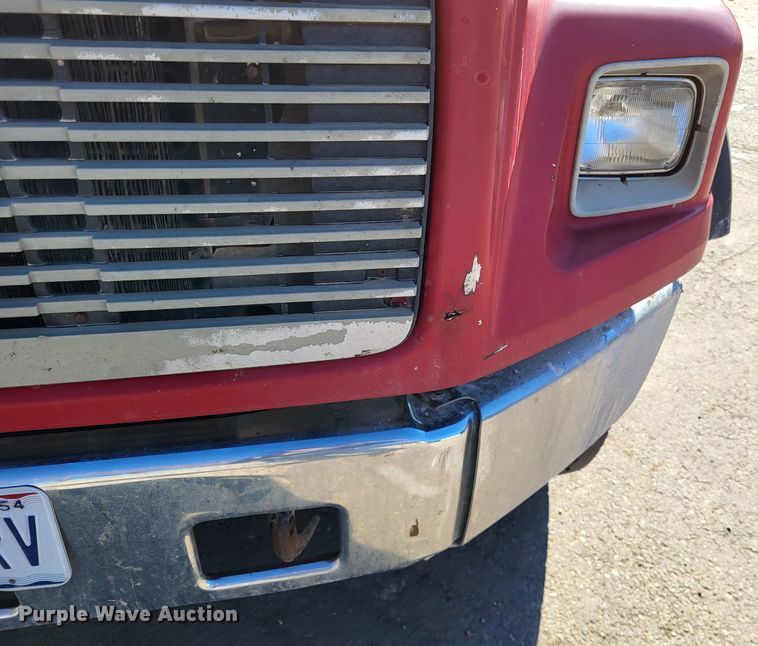 image for item DO3508 2000 Freightliner FL80  dump truck