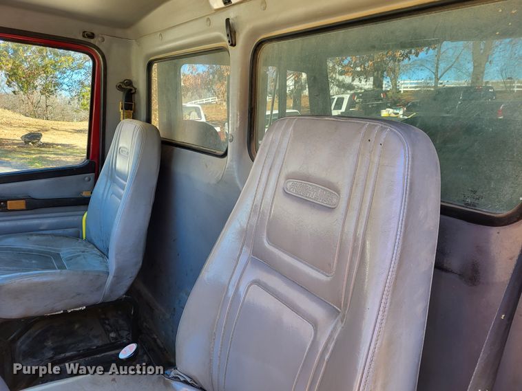 image for item DO3508 2000 Freightliner FL80  dump truck