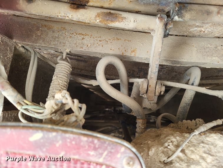 image for item DO3508 2000 Freightliner FL80  dump truck