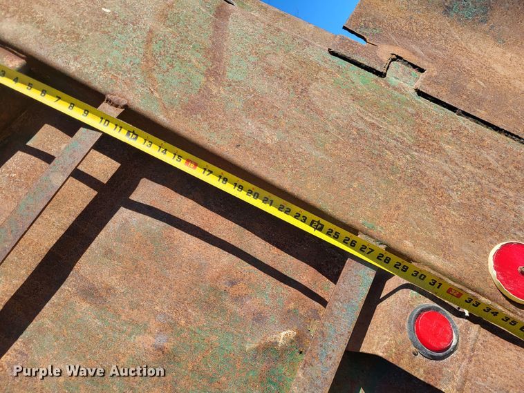 image for item DO3508 2000 Freightliner FL80  dump truck