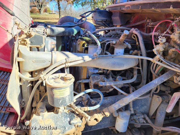 image for item DO3508 2000 Freightliner FL80  dump truck