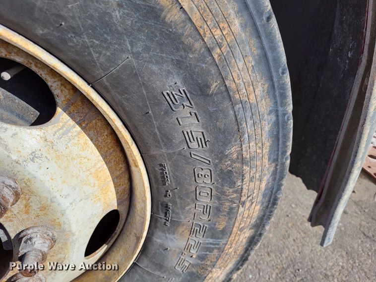 image for item DO3508 2000 Freightliner FL80  dump truck