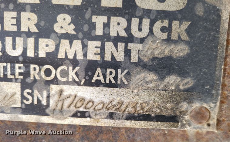 image for item DO3508 2000 Freightliner FL80  dump truck