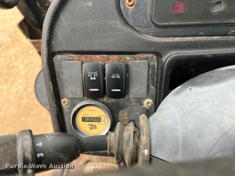 image for item DO8867 2012 JCB 510-56  telehandler