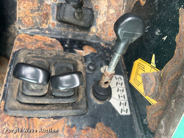 image for item DO8867 2012 JCB 510-56  telehandler