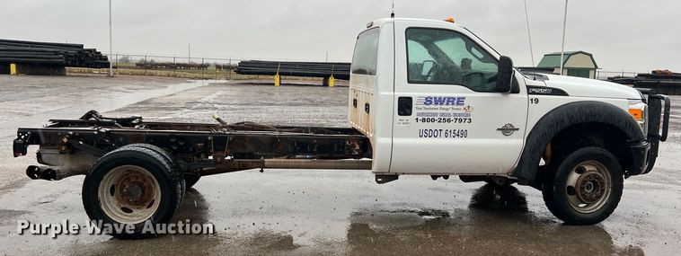 image for item DO8869 2014 Ford F550 Super Duty  truck cab and chassis