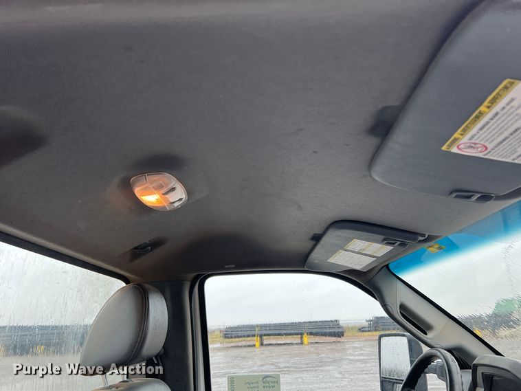 image for item DO8869 2014 Ford F550 Super Duty  truck cab and chassis