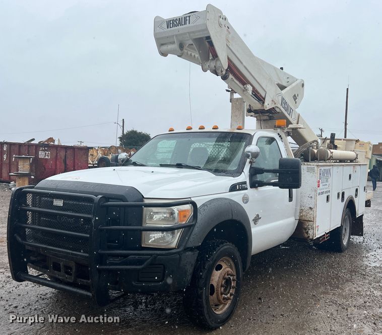 image for item DO8871 2014 Ford F550 Super Duty  bucket truck