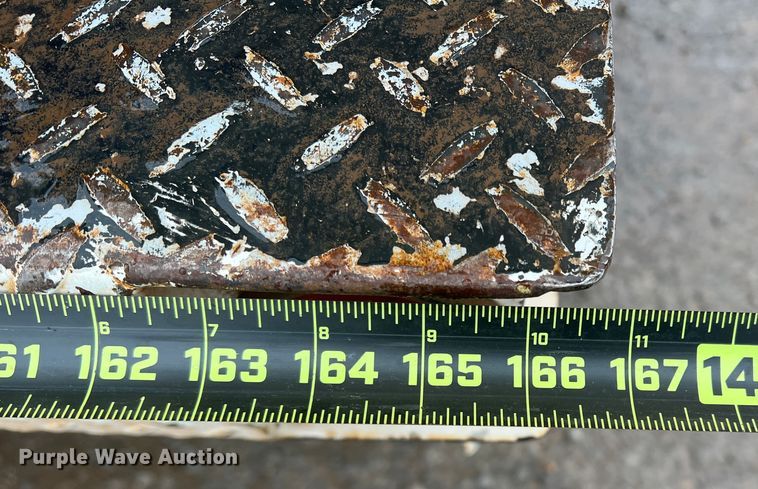 image for item DO8871 2014 Ford F550 Super Duty  bucket truck