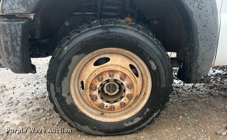 image for item DO8871 2014 Ford F550 Super Duty  bucket truck