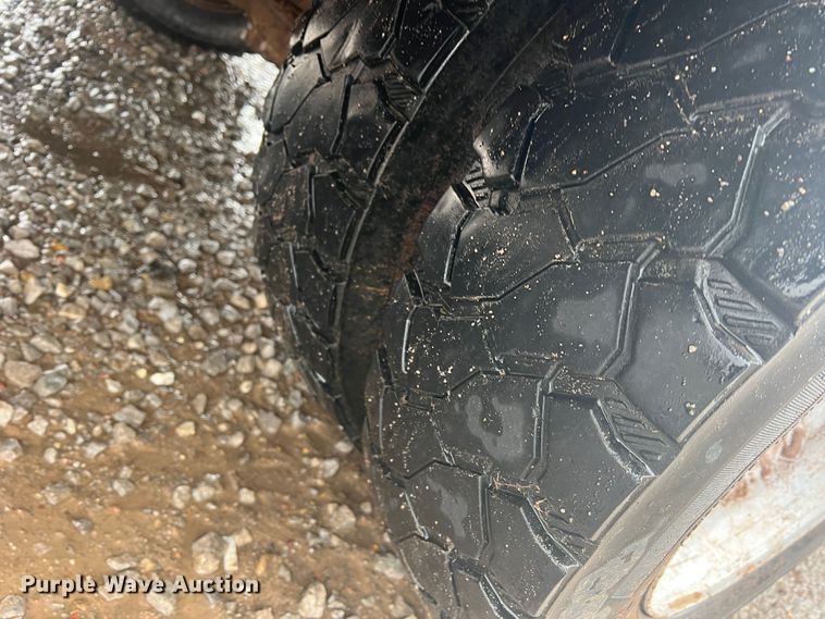 image for item DO8871 2014 Ford F550 Super Duty  bucket truck