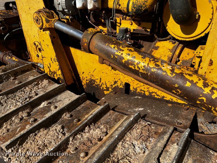 image for item DO8888 1975 International TD8E  dozer
