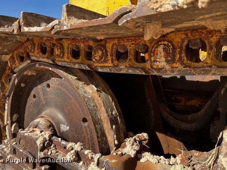 image for item DO8888 1975 International TD8E  dozer