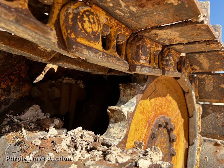 image for item DO8888 1975 International TD8E  dozer