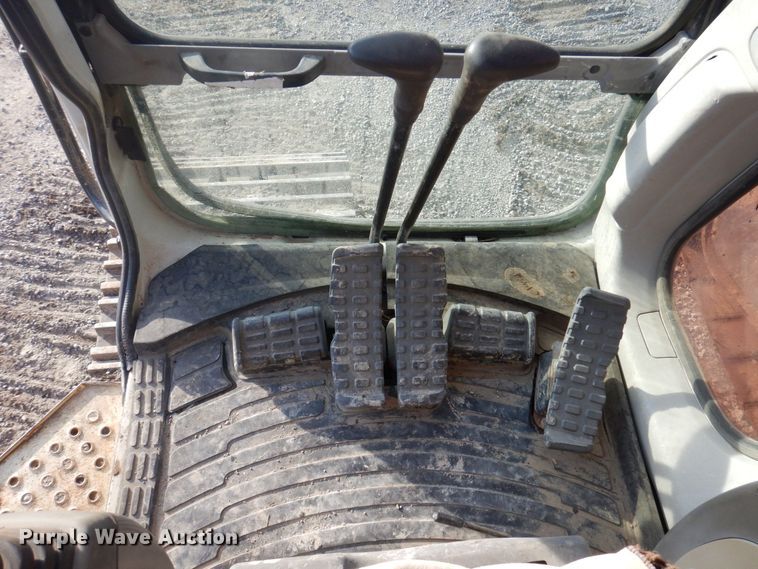 image for item DP0436 2005 Link Belt 330LX  excavator