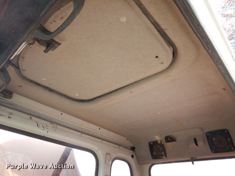 image for item DP0436 2005 Link Belt 330LX  excavator