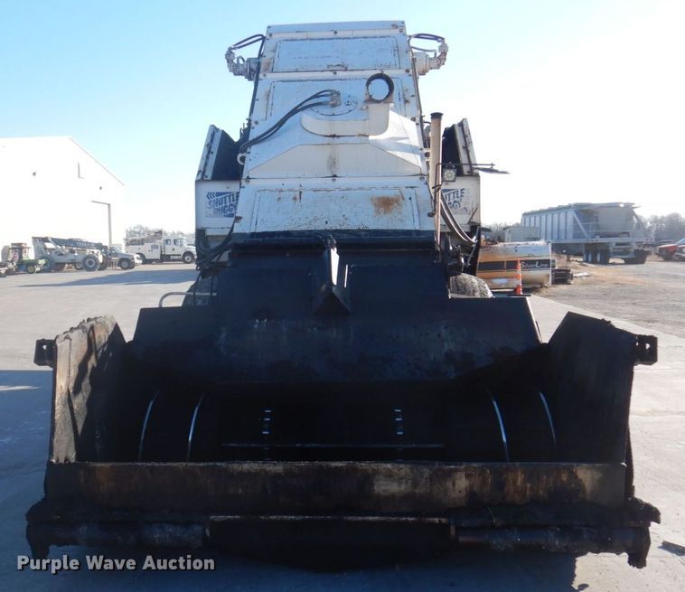image for item DP0439 1999 Roadtec SB2500B  shuttle buggy material transfer vehicle