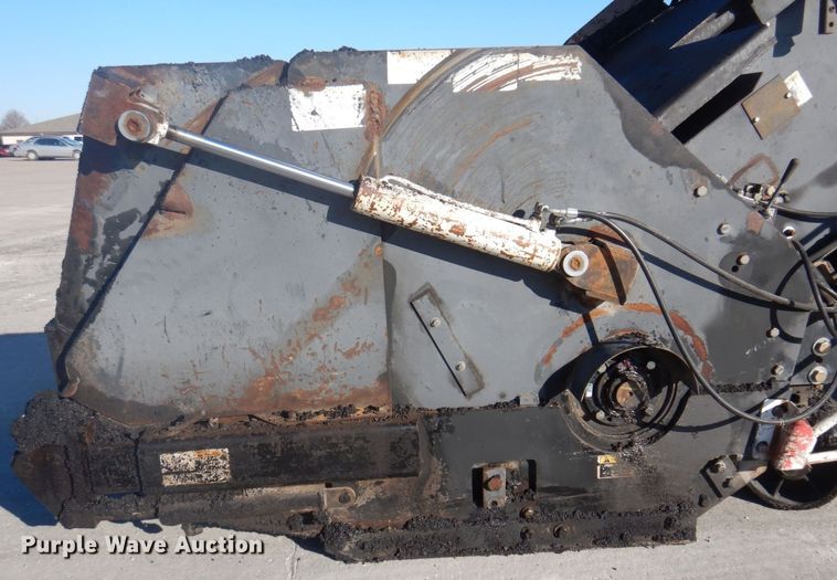 image for item DP0439 1999 Roadtec SB2500B  shuttle buggy material transfer vehicle