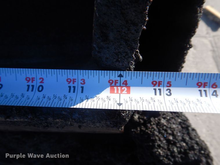 image for item DP0439 1999 Roadtec SB2500B  shuttle buggy material transfer vehicle