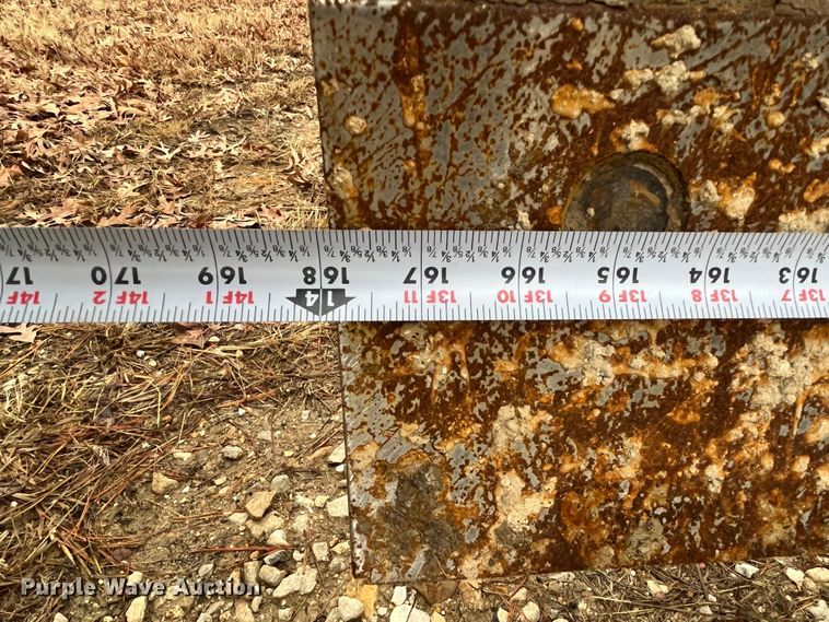 image for item DP0453 2002 John Deere 770CH Series II  motor grader