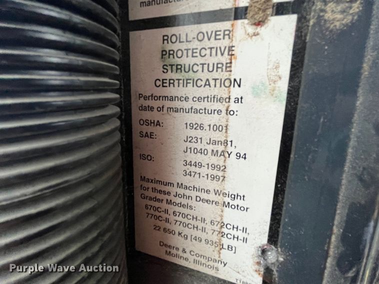 image for item DP0453 2002 John Deere 770CH Series II  motor grader