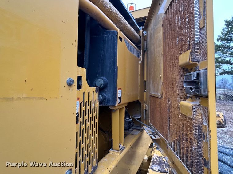 image for item DP0453 2002 John Deere 770CH Series II  motor grader