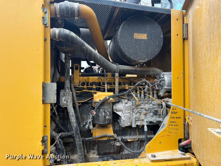 image for item DP0453 2002 John Deere 770CH Series II  motor grader