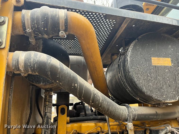 image for item DP0453 2002 John Deere 770CH Series II  motor grader