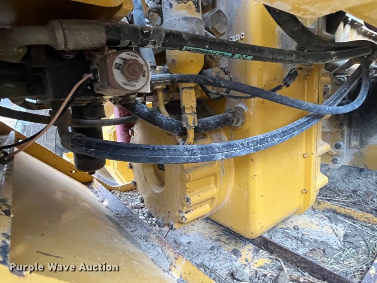 image for item DP0453 2002 John Deere 770CH Series II  motor grader