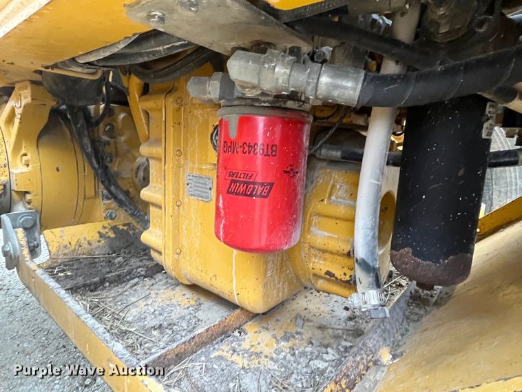 image for item DP0453 2002 John Deere 770CH Series II  motor grader