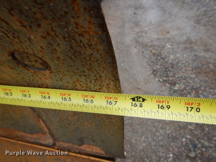 image for item DP8592 1995 Champion 720A  motor grader