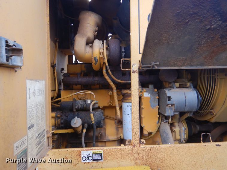 image for item DP8592 1995 Champion 720A  motor grader