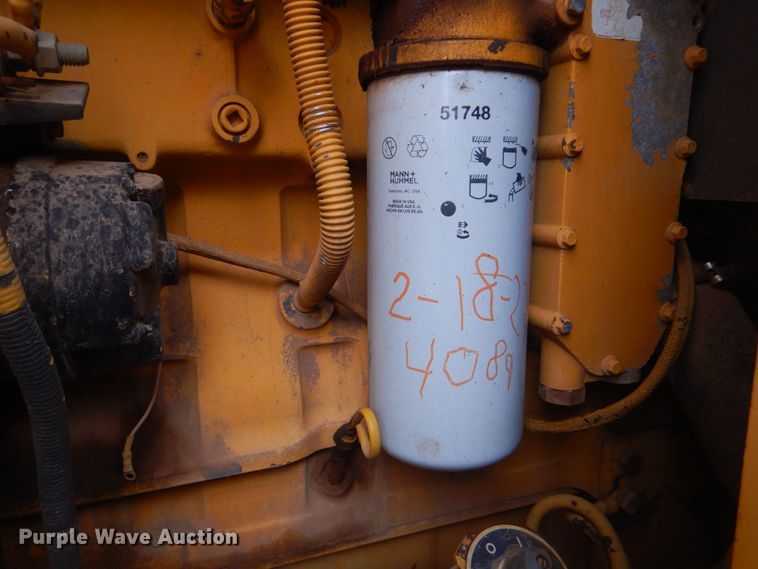 image for item DP8592 1995 Champion 720A  motor grader