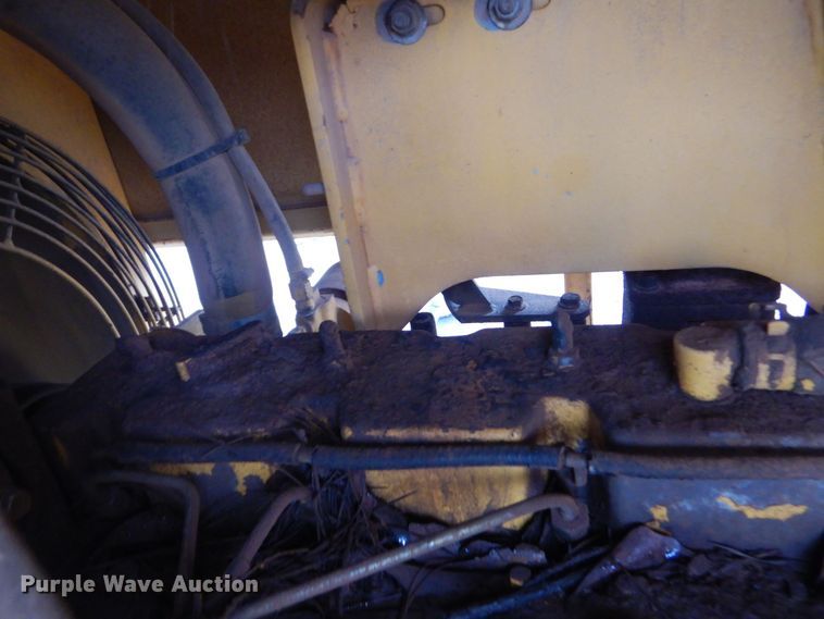 image for item DP8592 1995 Champion 720A  motor grader