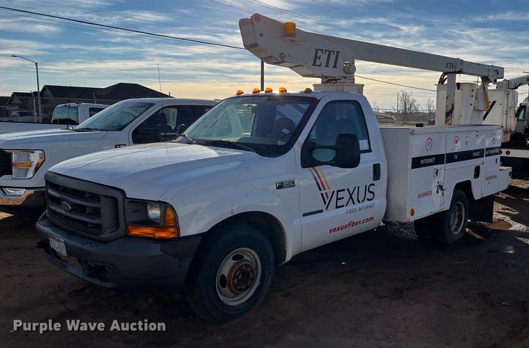 image for item DQ1889 2000 Ford F350 Super Duty  bucket truck