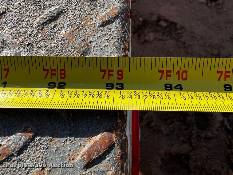 image for item DQ1889 2000 Ford F350 Super Duty  bucket truck