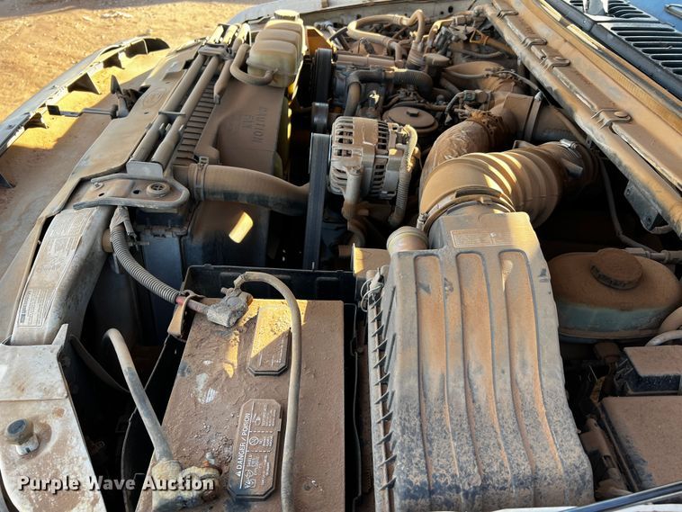 image for item DQ1889 2000 Ford F350 Super Duty  bucket truck