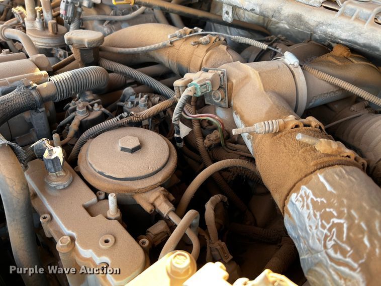 image for item DQ1889 2000 Ford F350 Super Duty  bucket truck