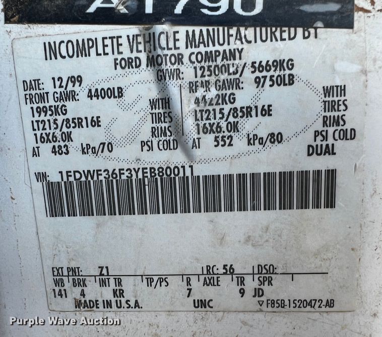 image for item DQ1889 2000 Ford F350 Super Duty  bucket truck