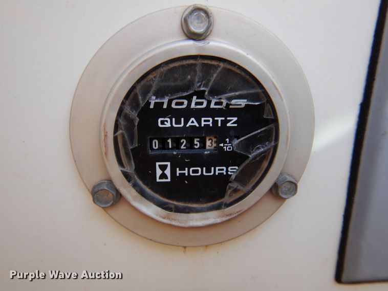 image for item DQ1891 2008 Ford F450 Super Duty XLT  bucket truck