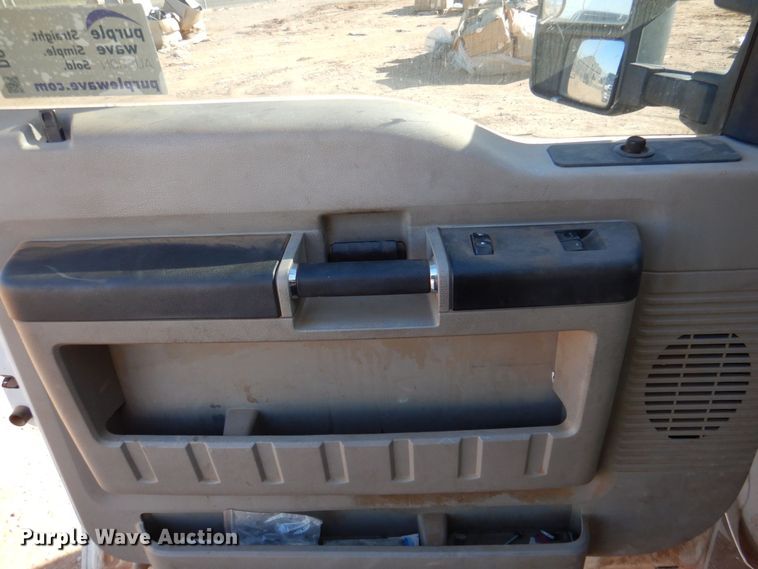 image for item DQ1891 2008 Ford F450 Super Duty XLT  bucket truck